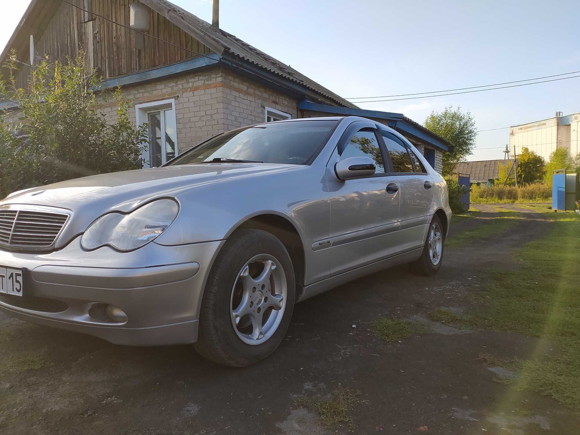 Mercedes-benz c180, 2003 года