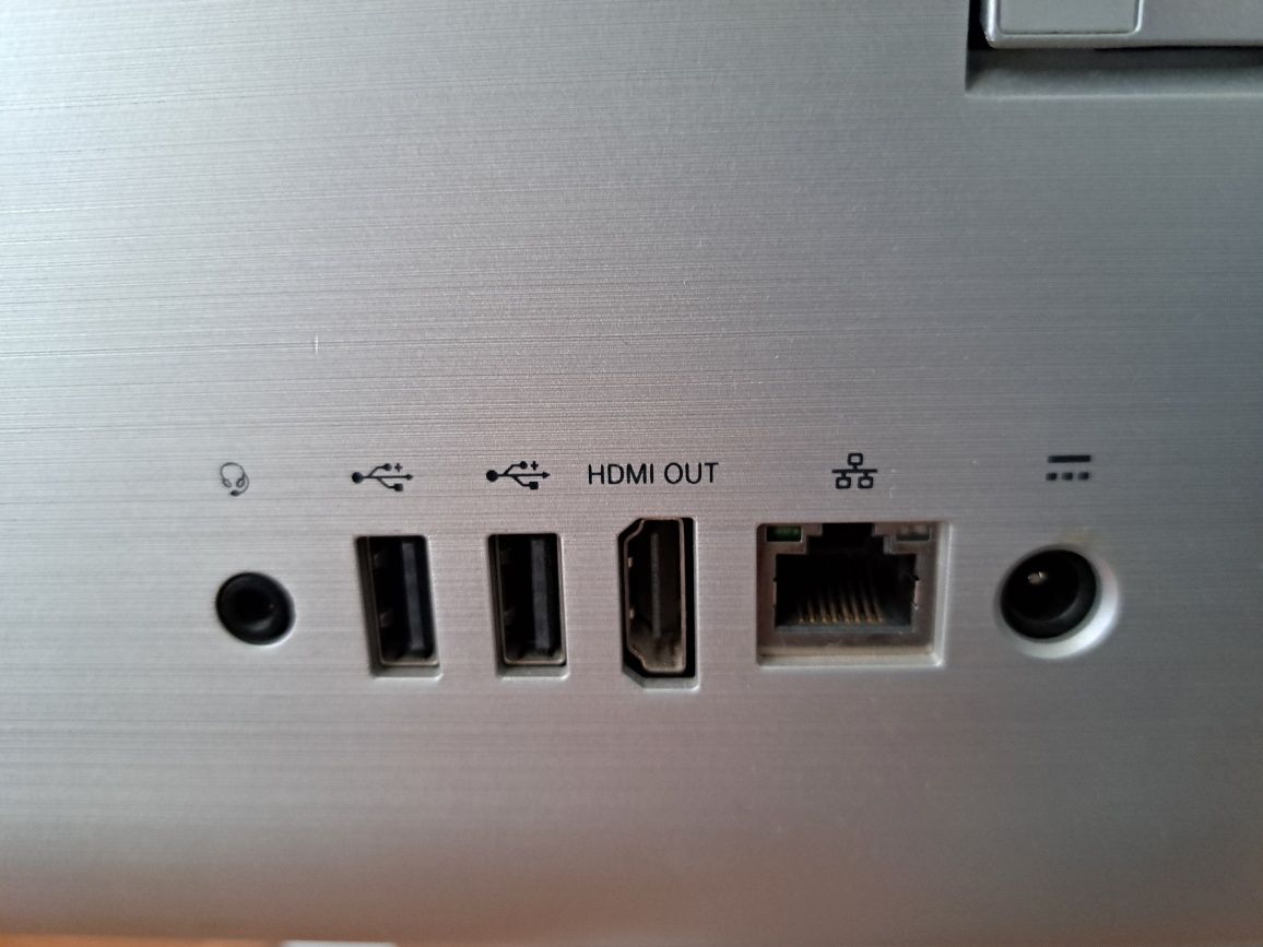 Продам Acer Aspire C24-860 series