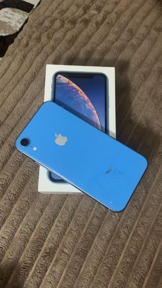 Обменяю айфон XR