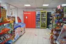 Продажа продуктового магазина, на первой линии центральной улицы.