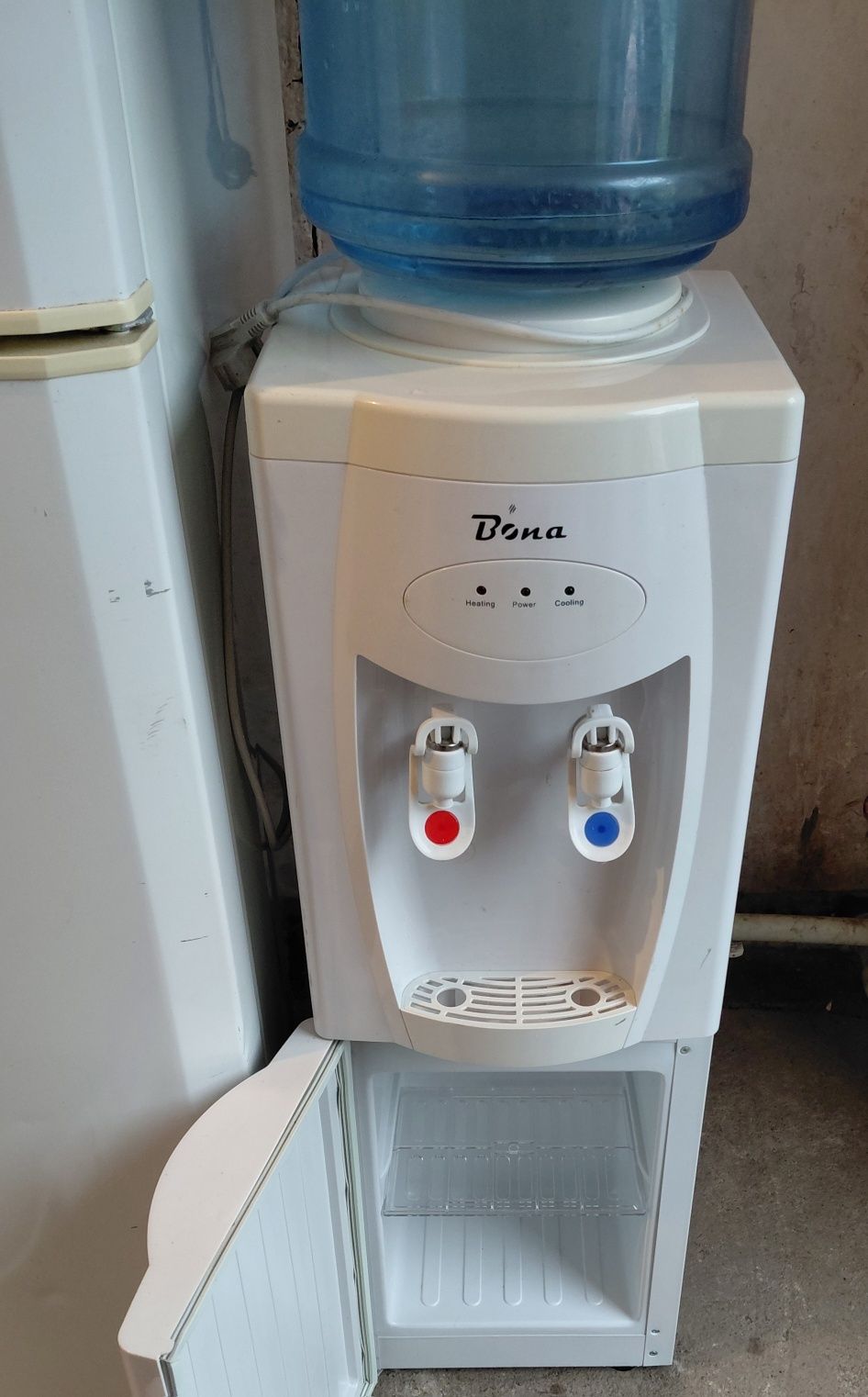 Продам кулер для воды