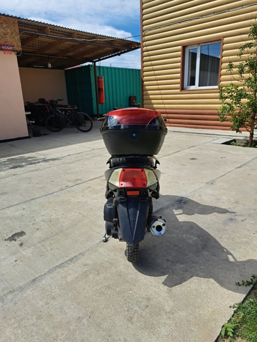 Скутер cygnos 49.9см³