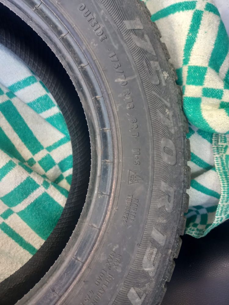 Продам зимнюю резину 175/70 R13