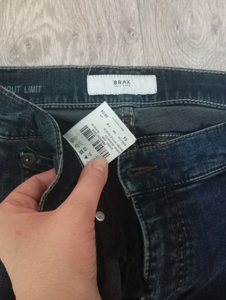 Продам джинсы BRAX