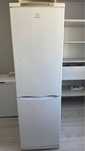 Холодильник INDESIT