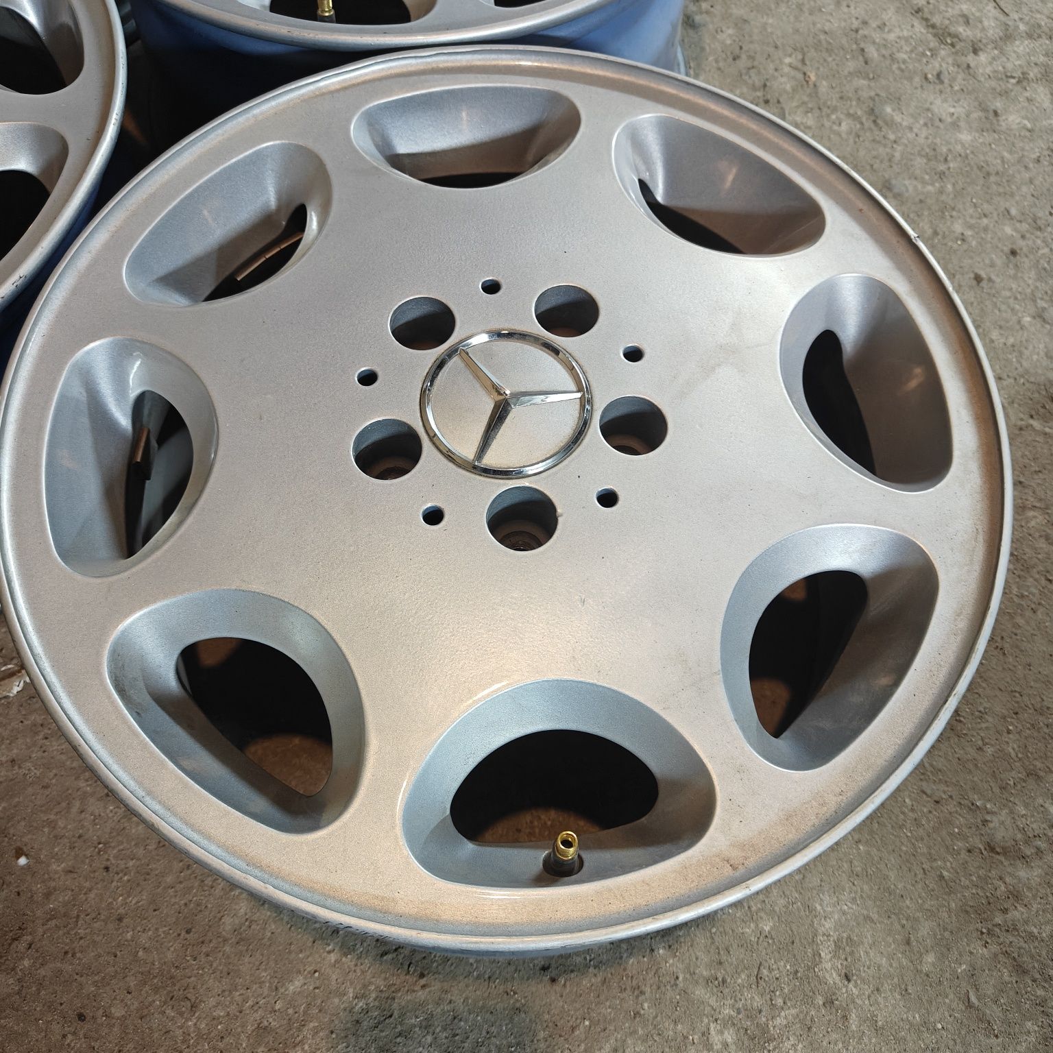 R16 PCD 5* 112 Комплект оригинальных легкосплавных дисков