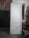 Продам дверь болкон 232 х 84 новый