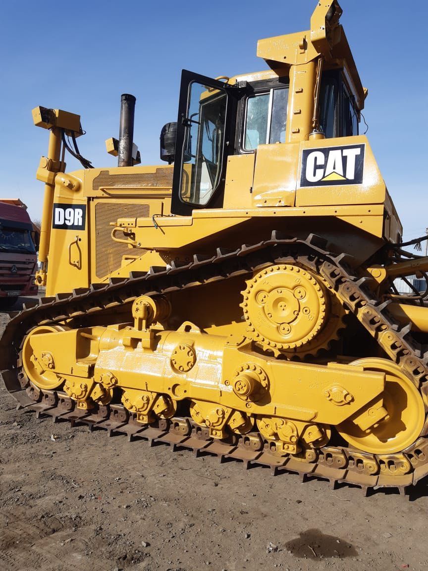 Продам бульдозер Caterpillar D9R