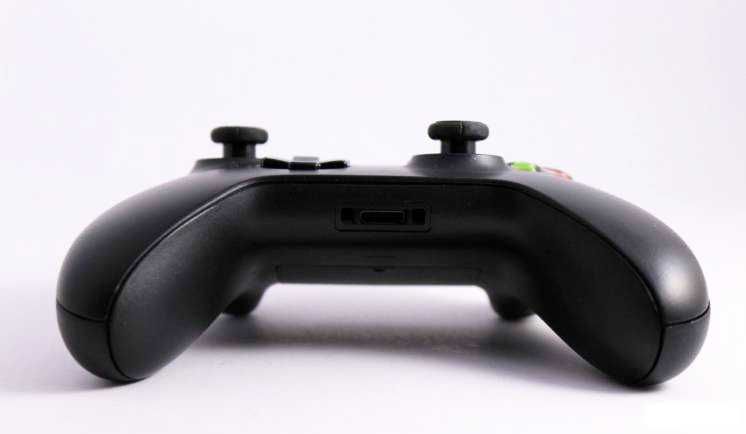 Джойстик Xbox One беспроводной