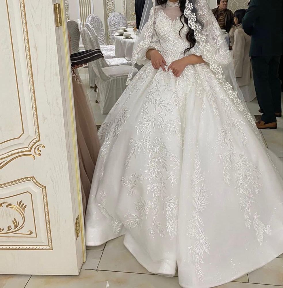 Продам свадебное платье Helena Nabokina