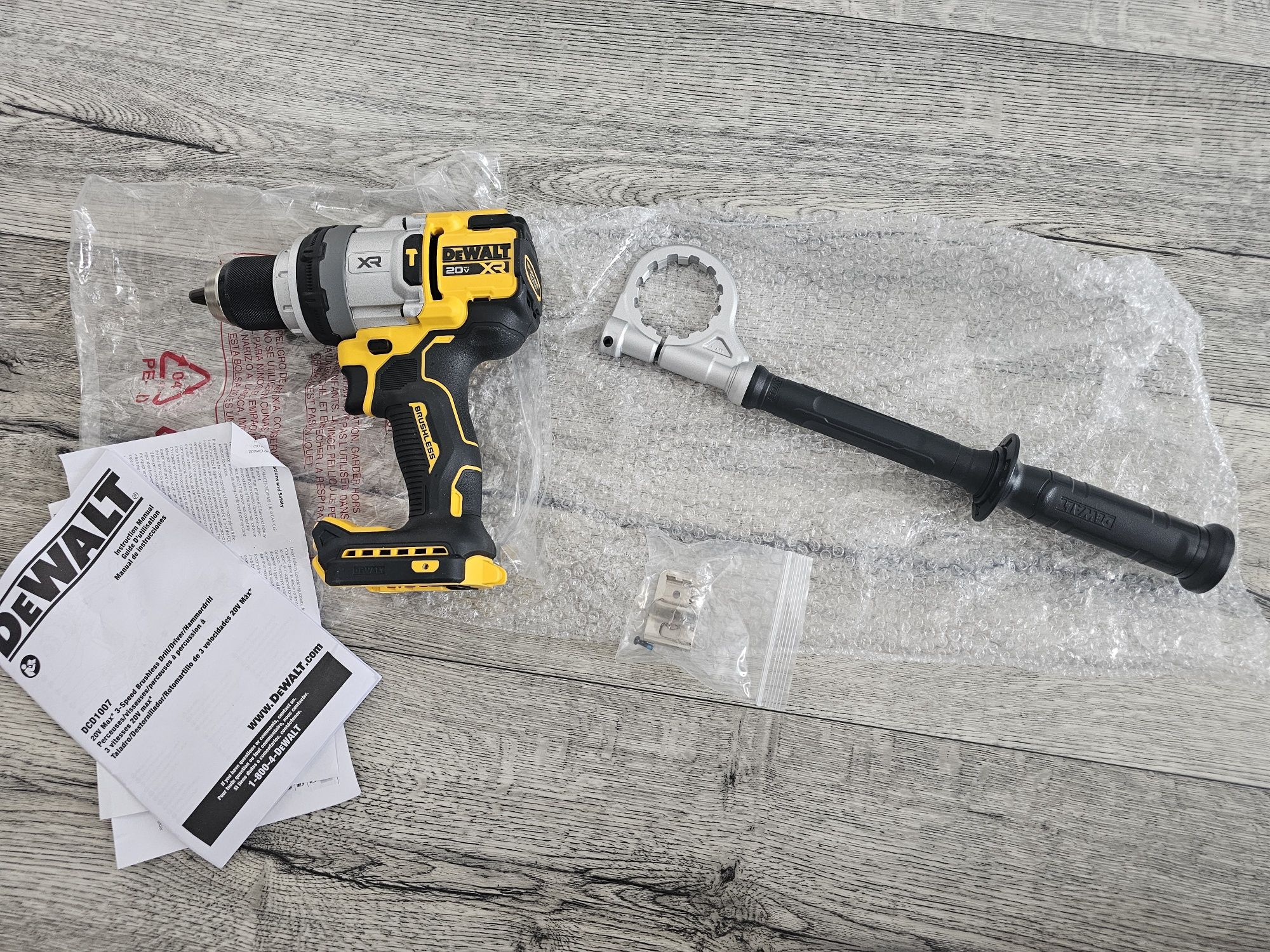 Продам ударный шуруповерт DeWalt DCD 1007