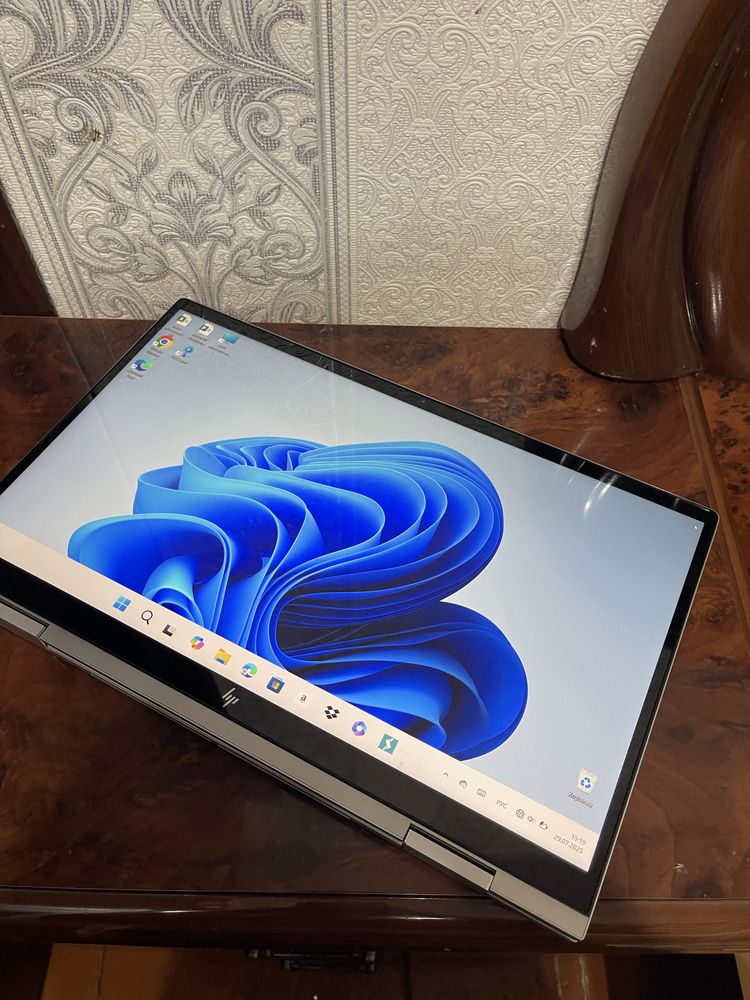 Продам ноут HP ENVY x360 Convertible
