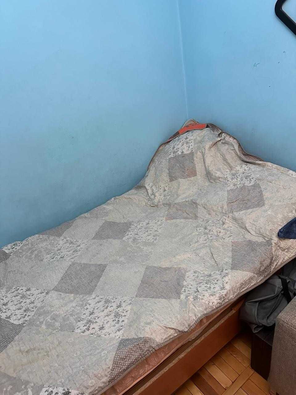 кравать в спальную