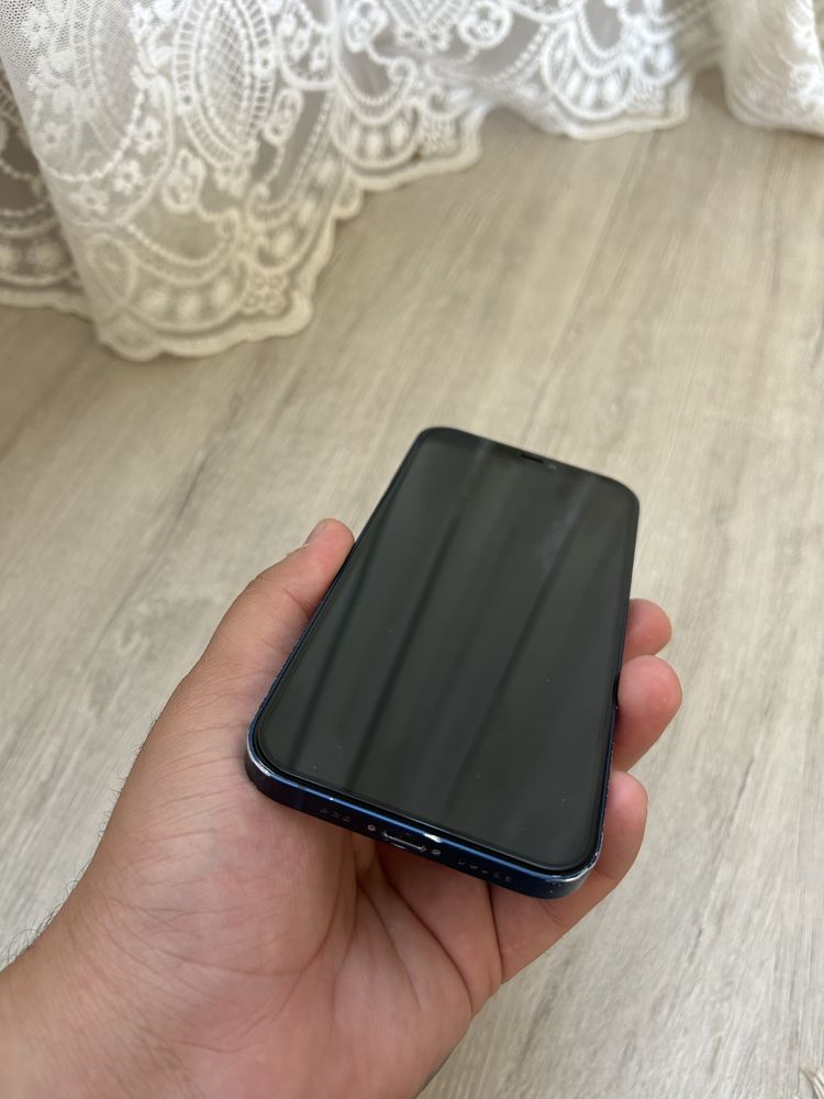 Продам Iphone 12 blue 64GB