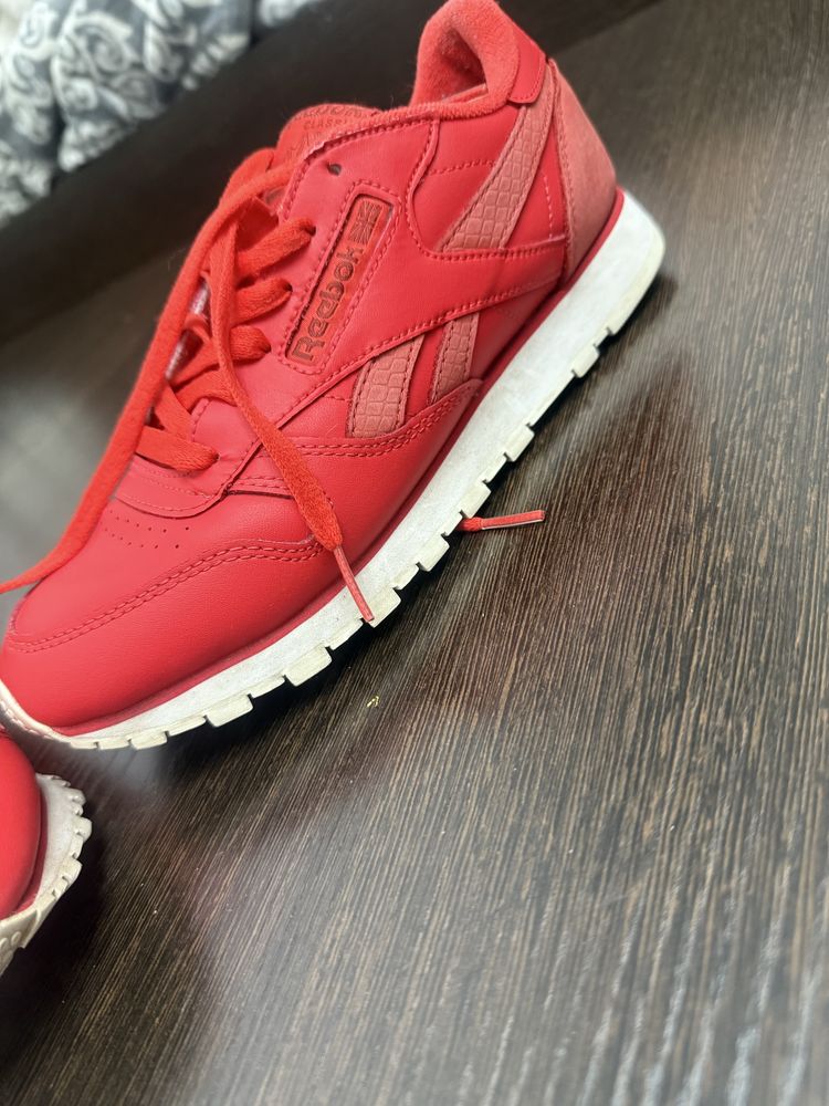 кроссовки Reebok   кросы обувь