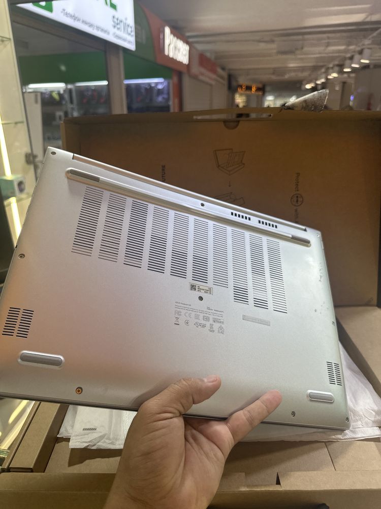 Ноутбук ASUS Vivobook core i5 12 поколения