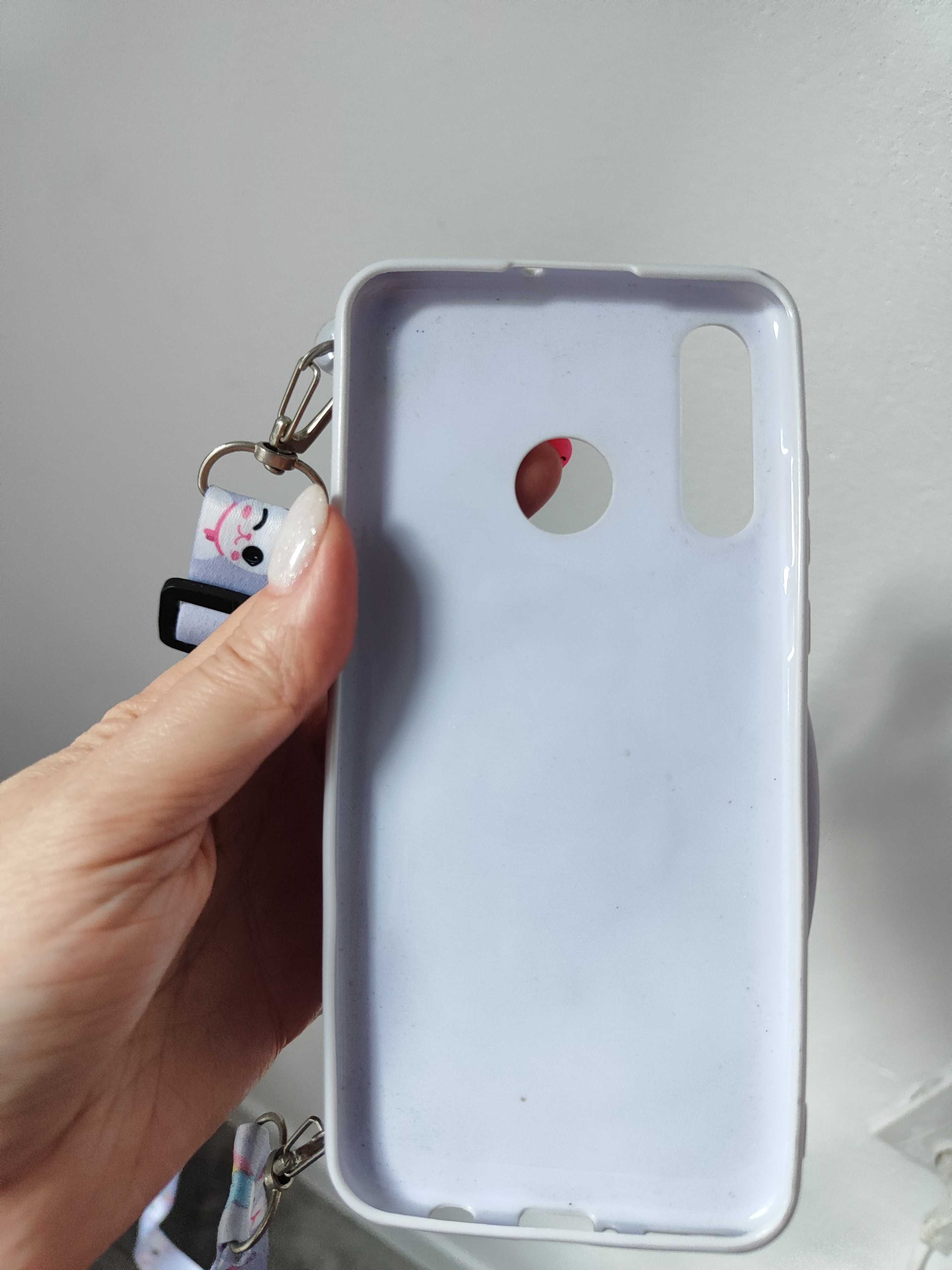 Продам чехол на телефон Huawei P30 Lite