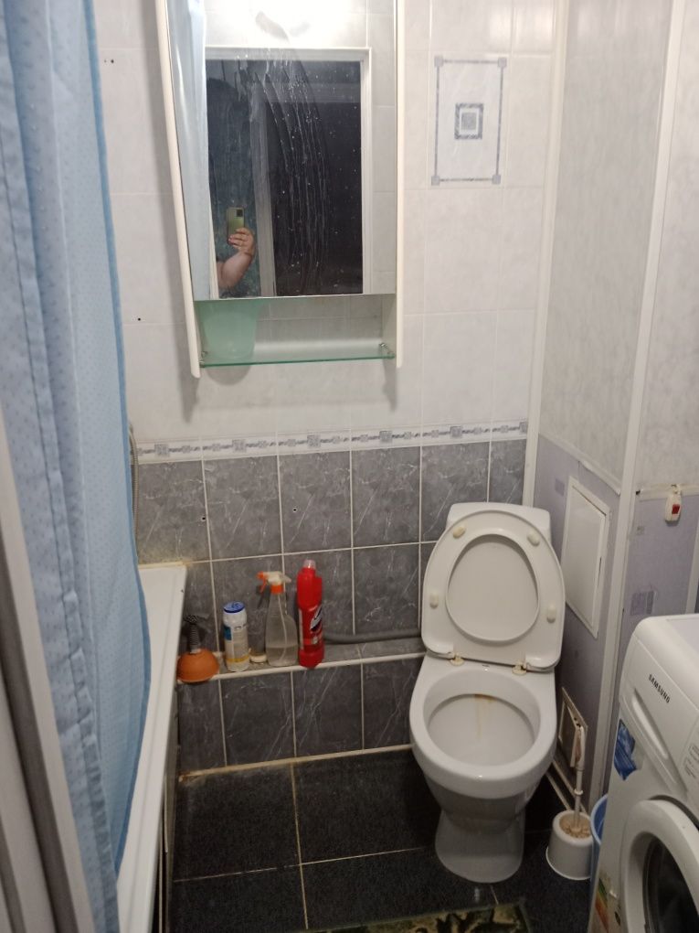 Почасам посуточно 1 к кв. Рынок Алтай, 101.