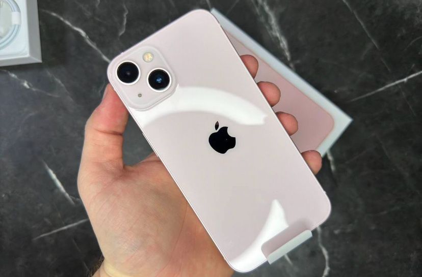 iPhone 13 с гарантией