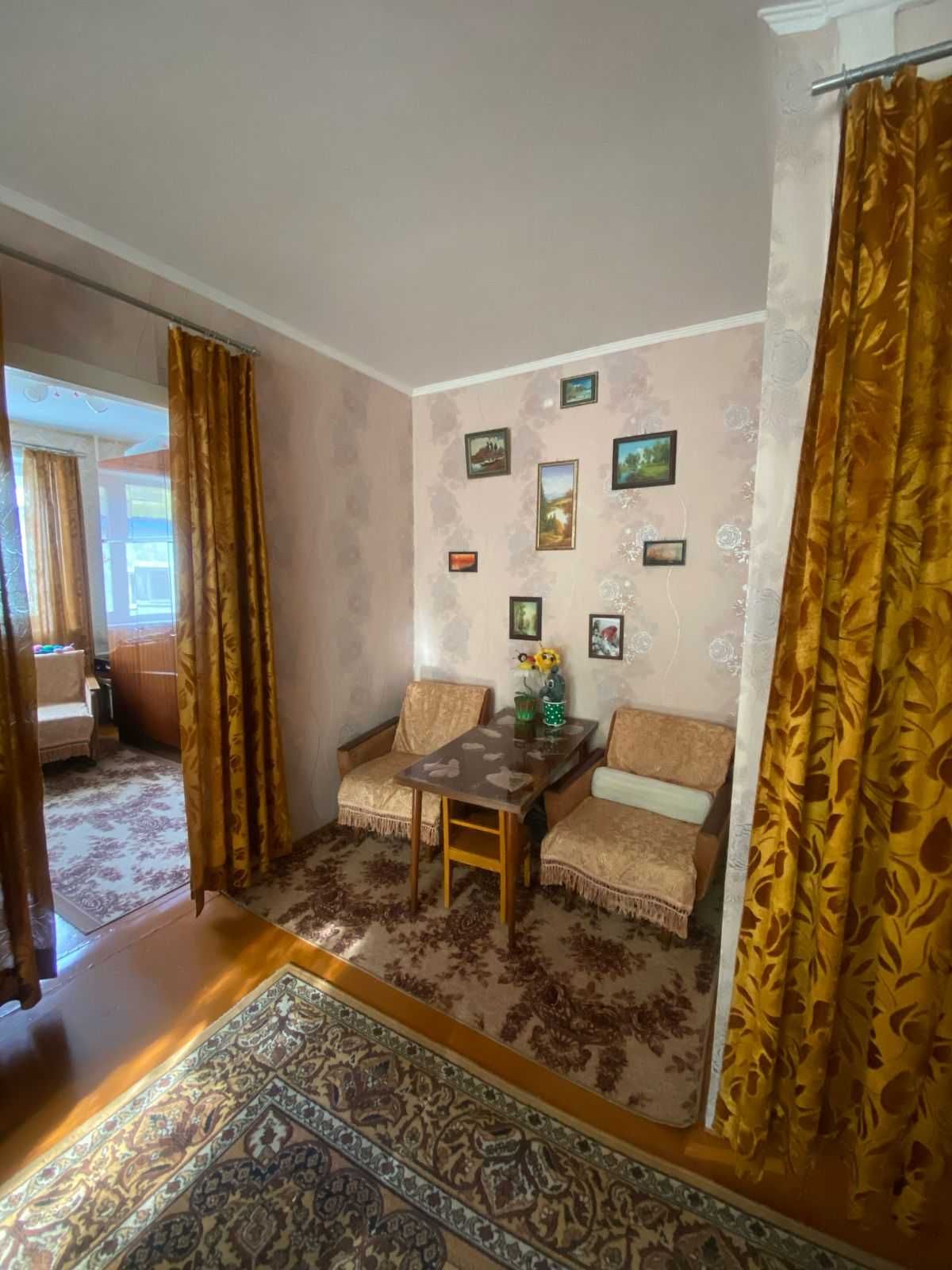 Продам 3-комнатную квартиру, 20 мкр., панельный дом