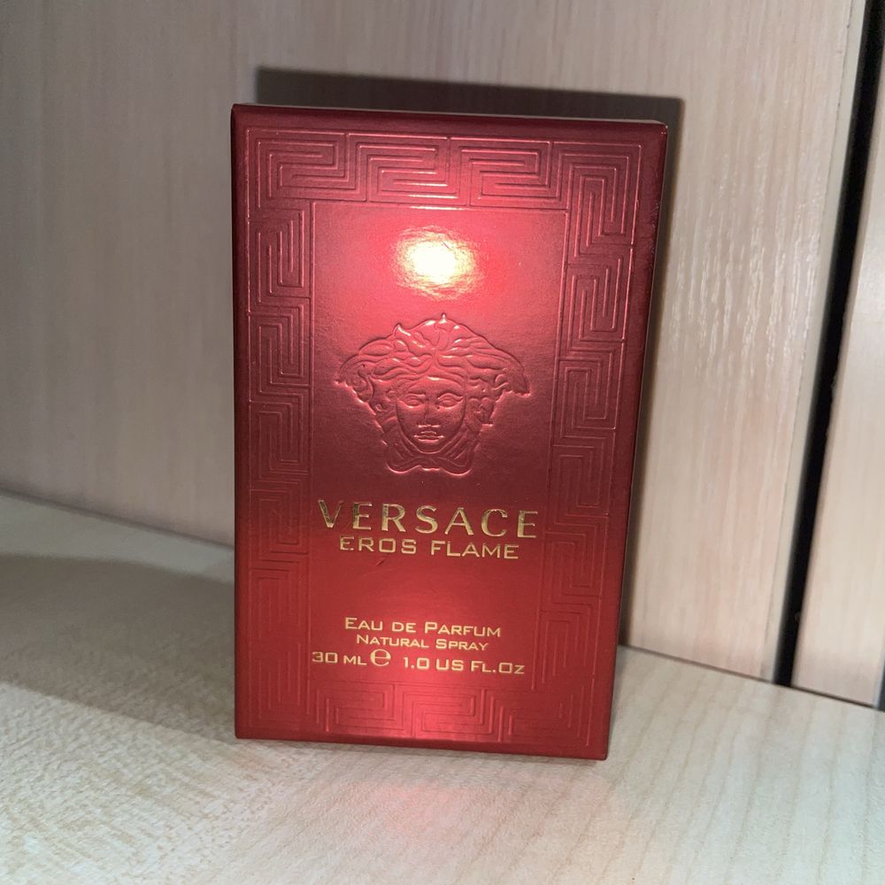 Versace eros flame парфюм