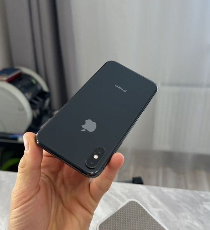 Apple Iphone xs Акб 100% без сколов трещин Айфон