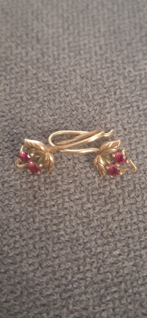 Серьги золотые Вишинки