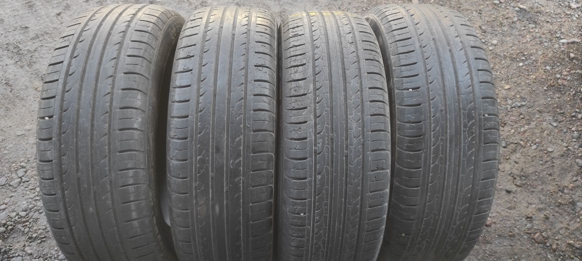 Комплект шин 215/60/17  nexen