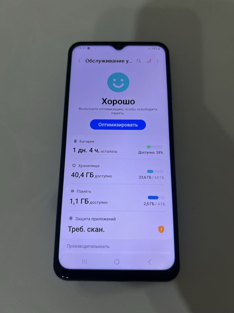 Samsung A13 4/64g в хорошем состояний