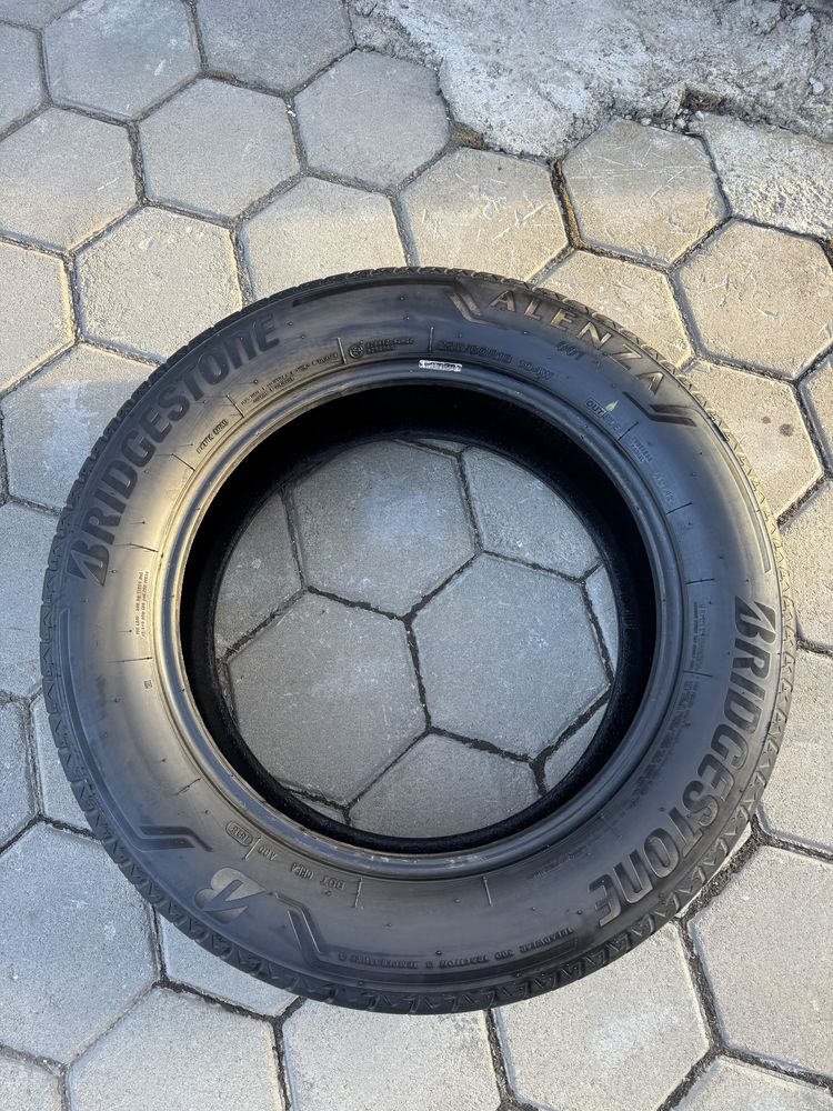 Шины 255/60R18 Bridgestone alenza лето