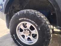 Продам 305/70 r16 комлект резина на 16 грязевая