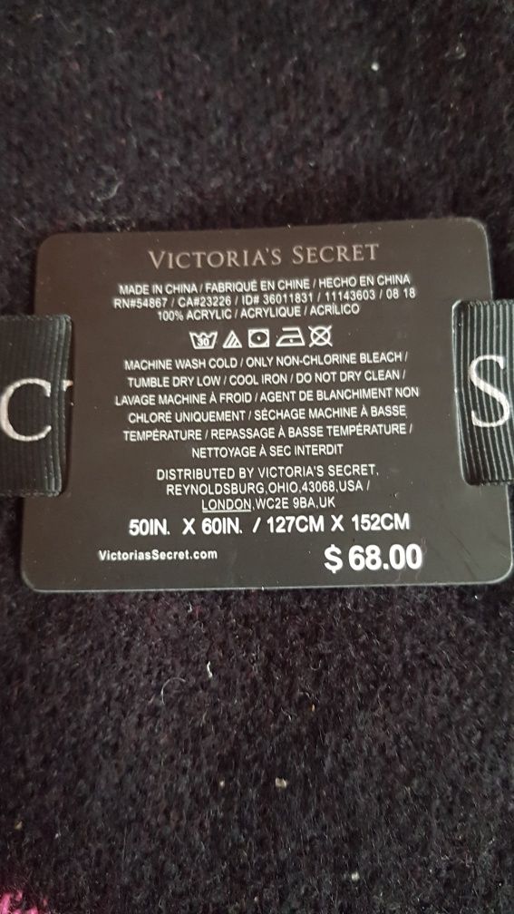Шарф палантин VICTORIA'S SECRET  с сердечками.