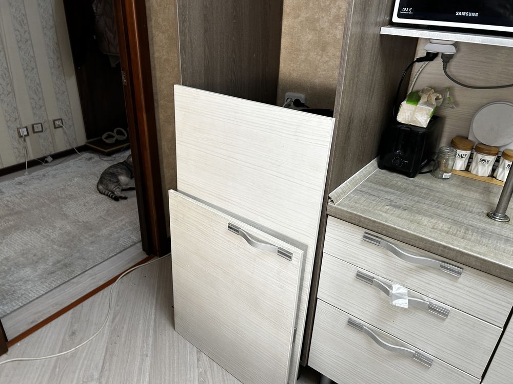 Продам кухонный гарнитур