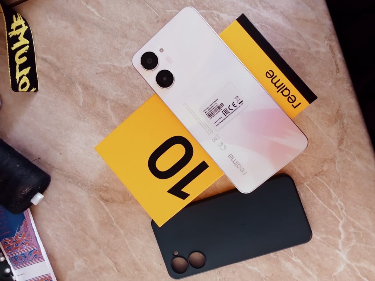 Новыи Realme 10 8/256гб процесор Helio G99  игровои телефон