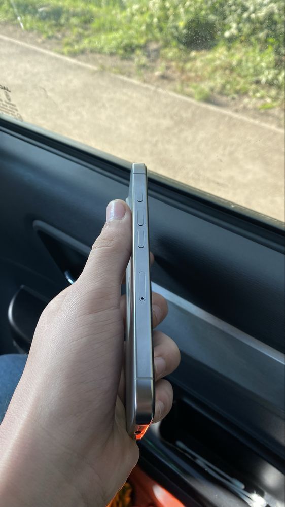 Iphone 16 pro 256 гб акб 100%