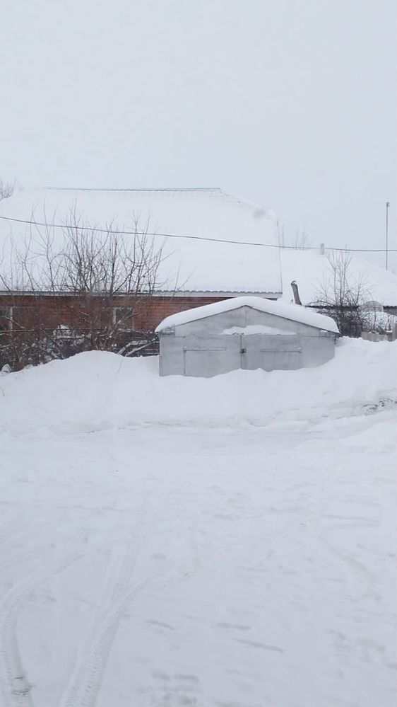 Продам гараж с прилегающей территорией