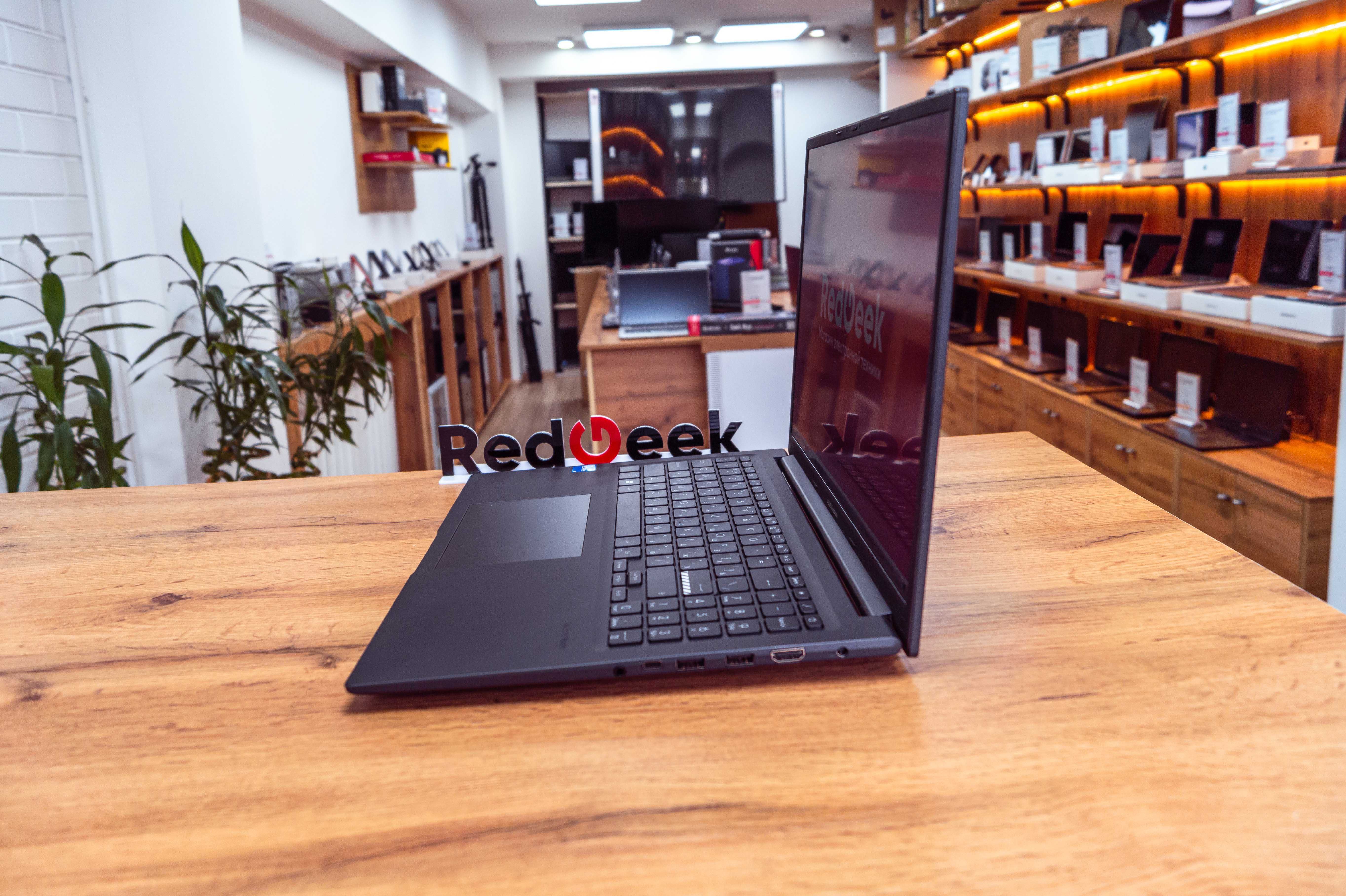 Asus Vivobook X1605z |Core I5-12500h |16/SSD 512 Gb |Магазин Red Geek