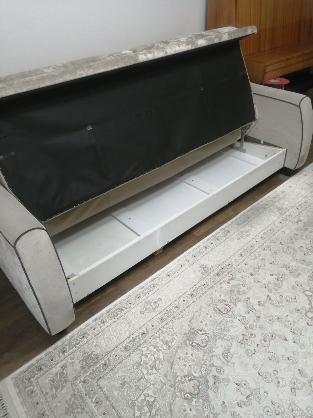 Продам диван раскладной
