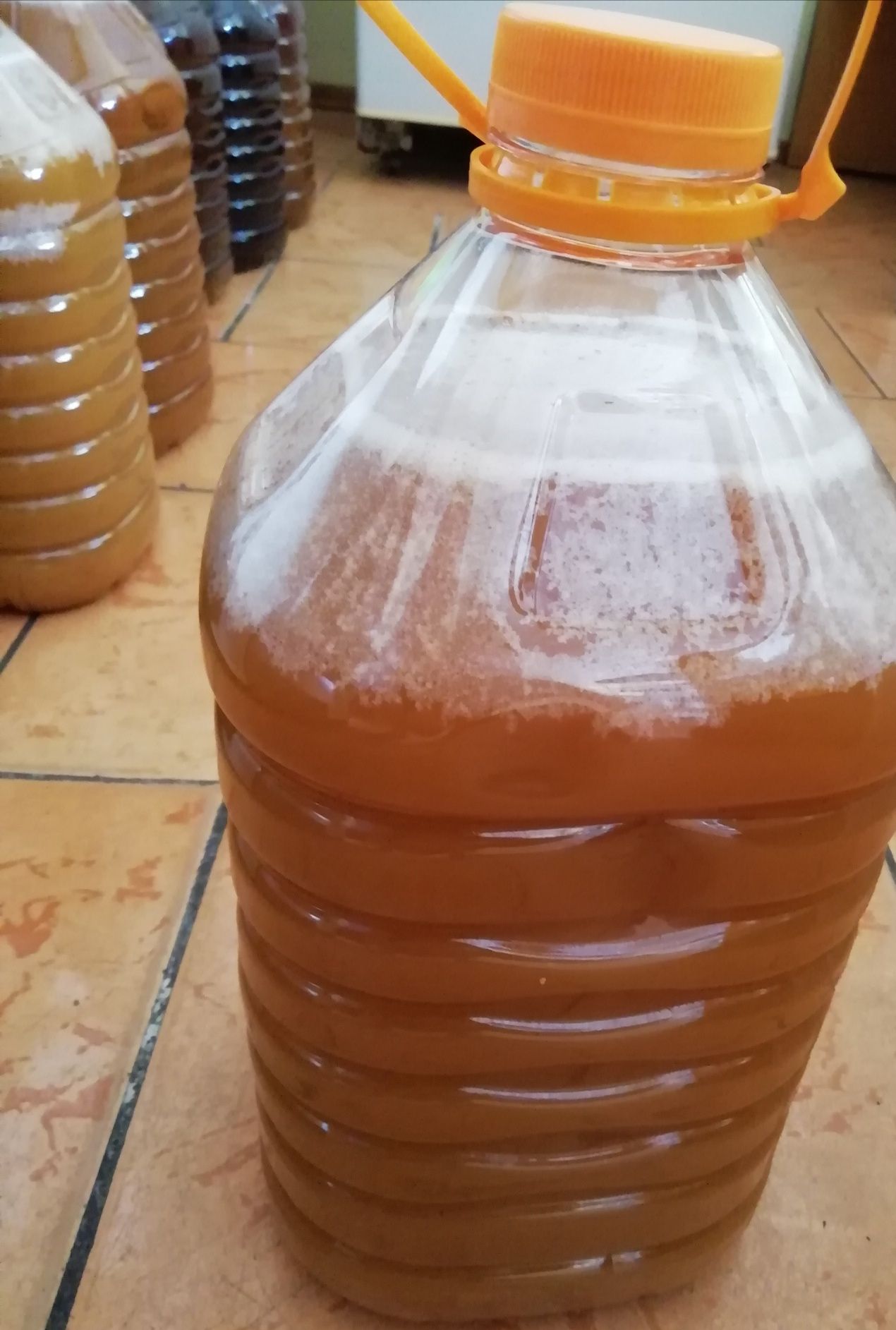 Продам свежий мед (разнотравие)