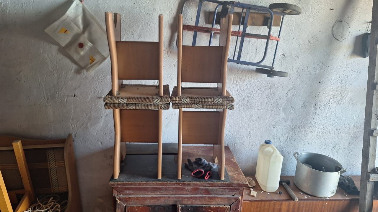 Табуретки на кухню