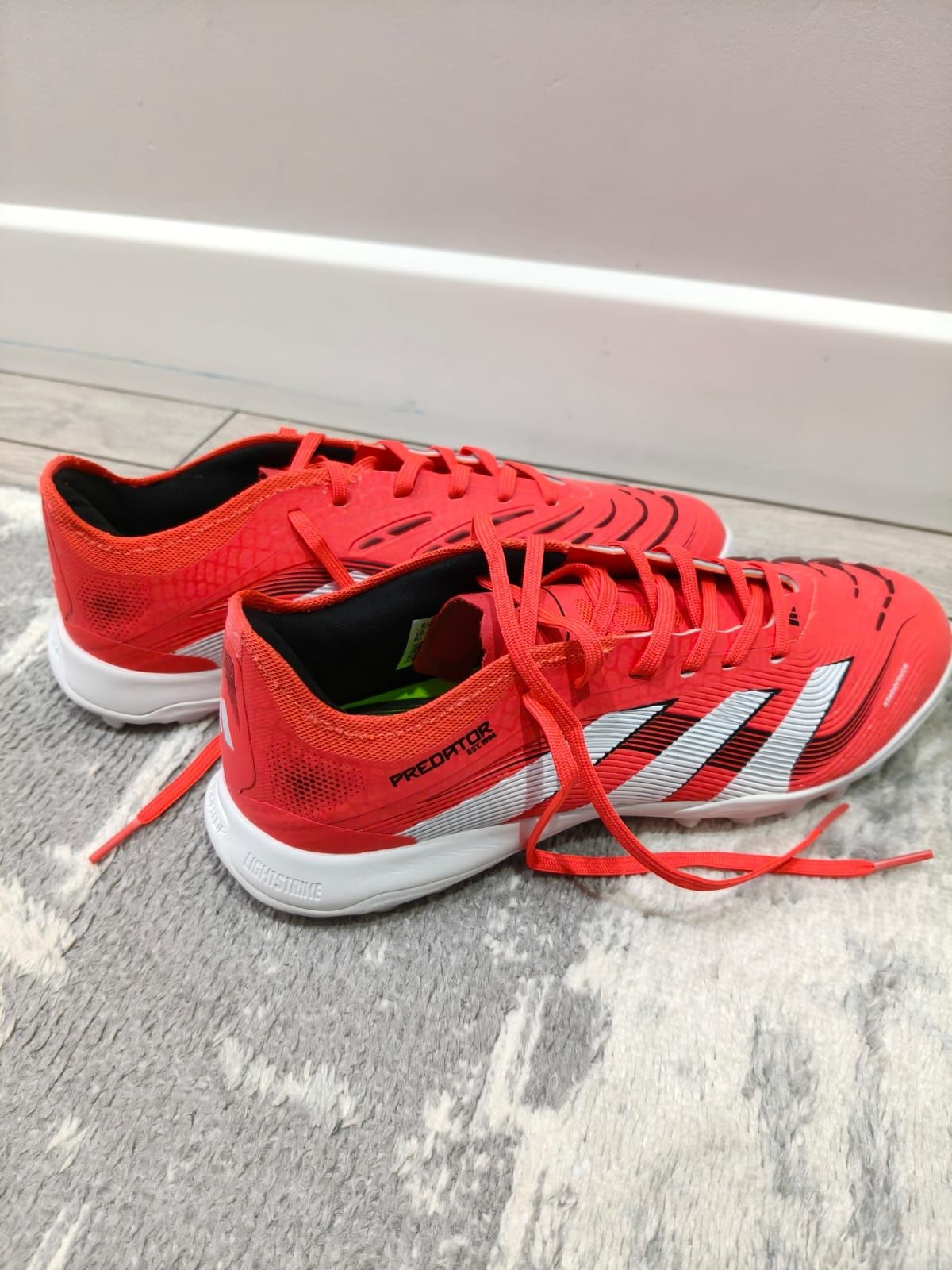 Сороконожки adidas predator