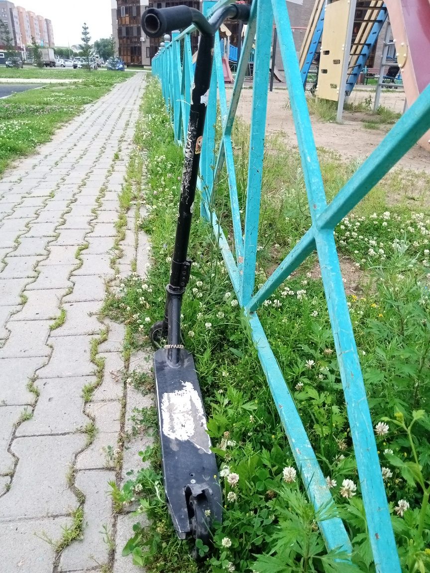 Трюковой самокат