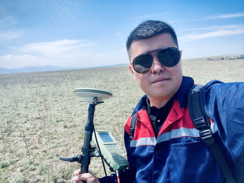Жер Ату , Геодезист
