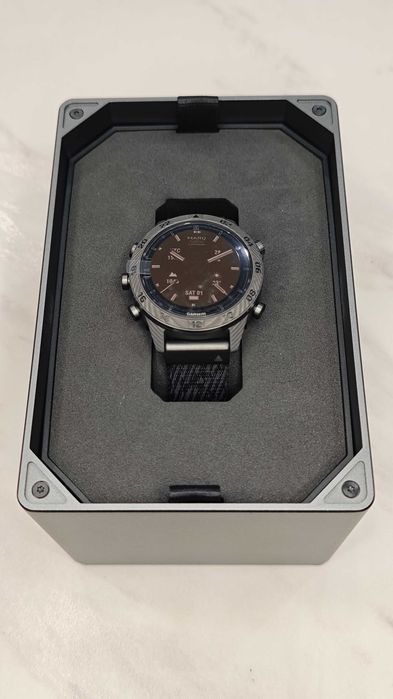 Garmin MARQ Commander (Gen2) Carbon Edition