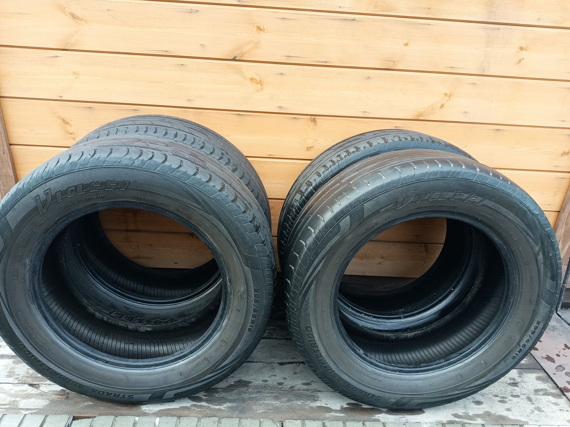 Летние шины Viatti  205/65 R16