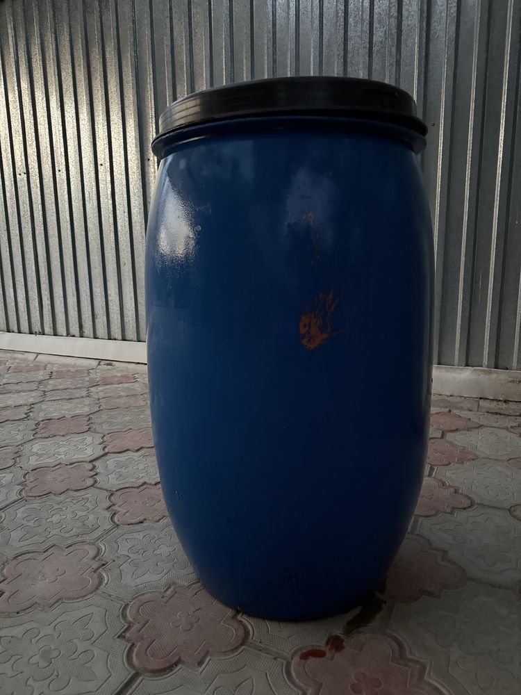 Продам б/у бочку