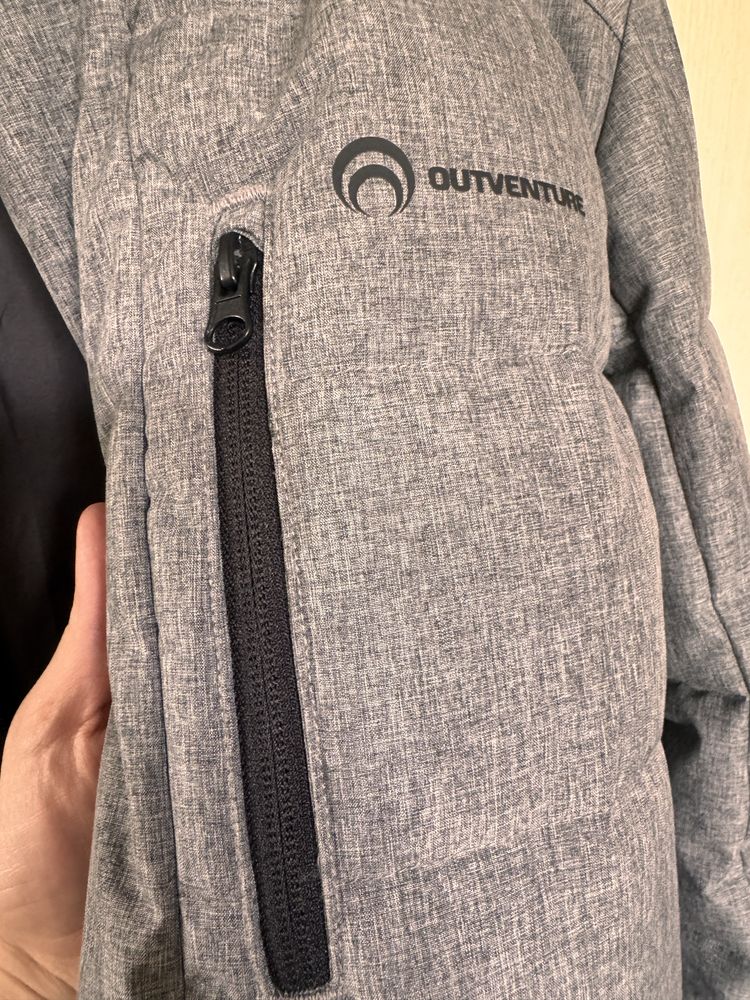 Продам зимние куртки