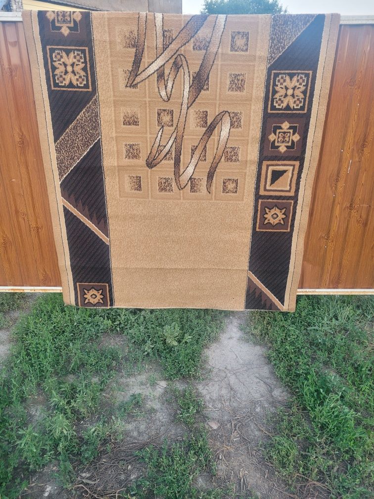 Продам ковёр хороший