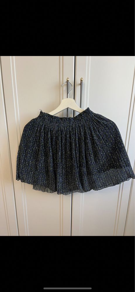 куртки zara , платья в садик, кофты и новый год