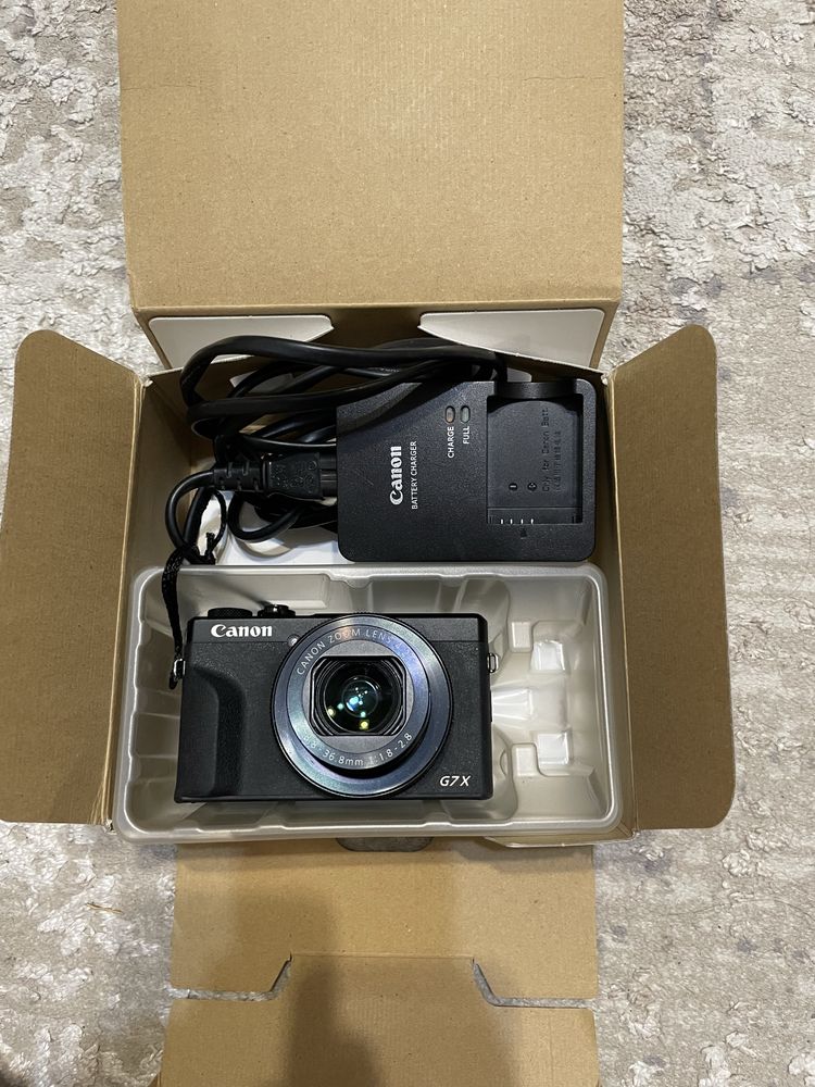 Canon G7X Mark 3